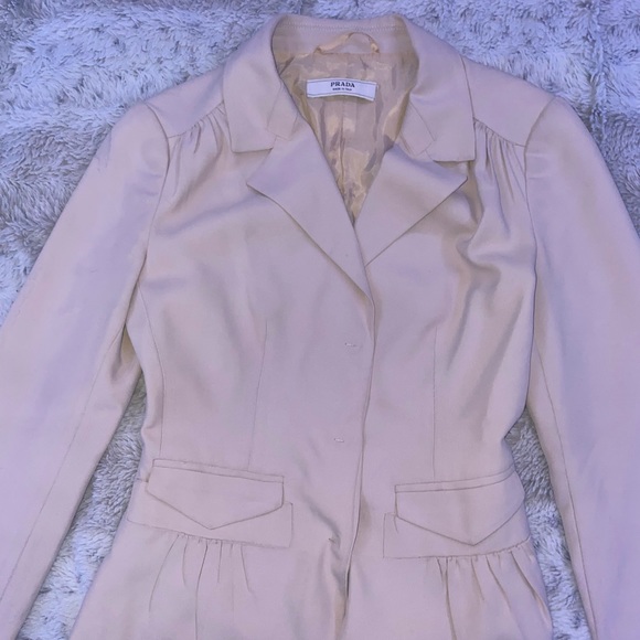 Beige Prada blazer - Picture 1 of 3